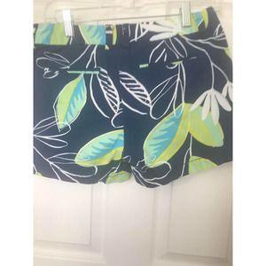 Stylus Women's Chino  Khaki Shorts  Size 2